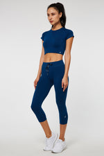 The Best Women's Gym Wear - Jerf Captiva Solid Navy Blue Crop Top - Jerf Sport UK